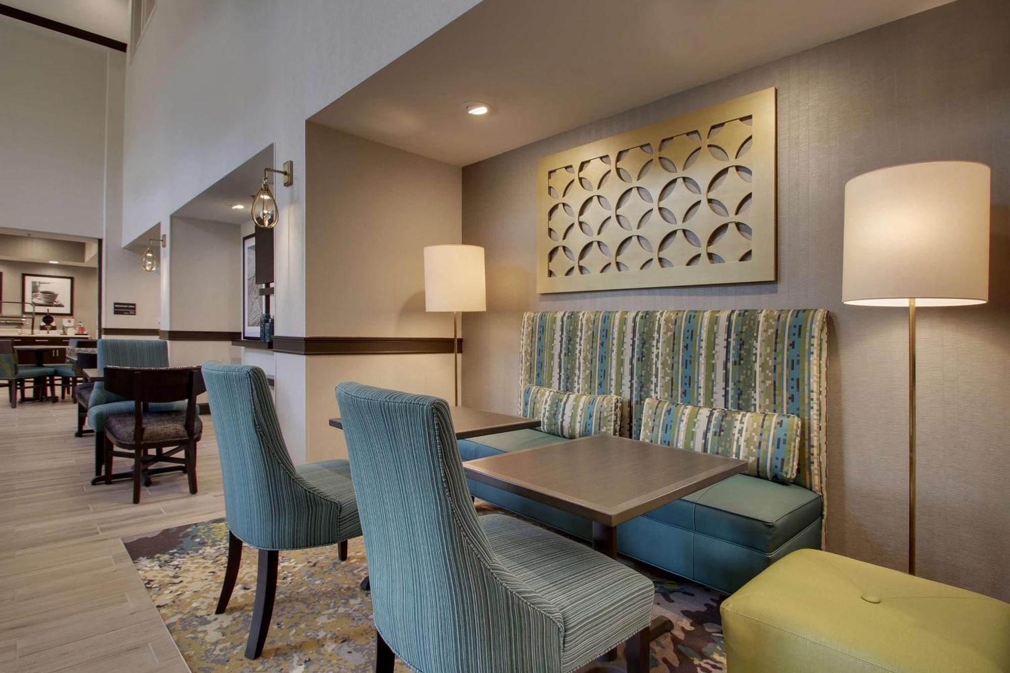 Hampton Inn & Suites By Hilton Knightdale Raleigh Exterior photo